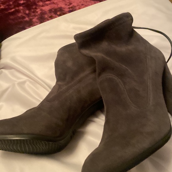 Stuart Weitzman Tie Back Bootie Gray Size 6 1/2 M - Picture 7 of 7
